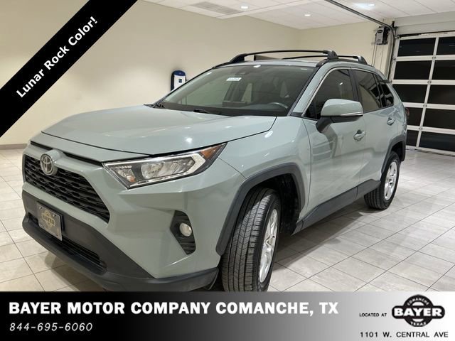 2020 Toyota RAV4 XLE