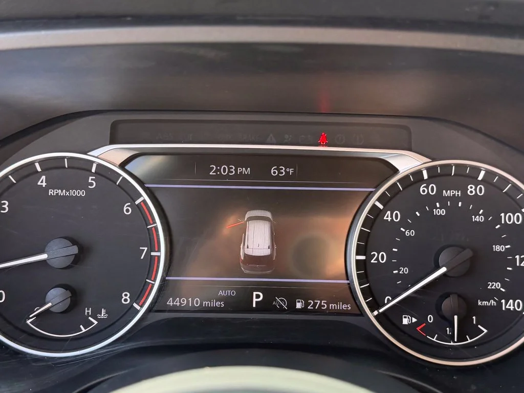 Used 2024 Gray Nissan SV image 31
