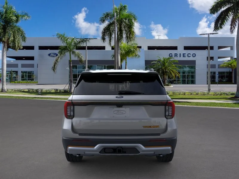 New 2026 Carbonized Gray Metallic Ford Tremor® image 29