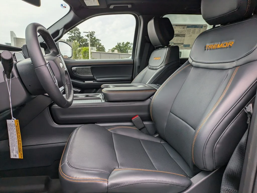 New 2026 Agate Black Metallic Ford Tremor image 23