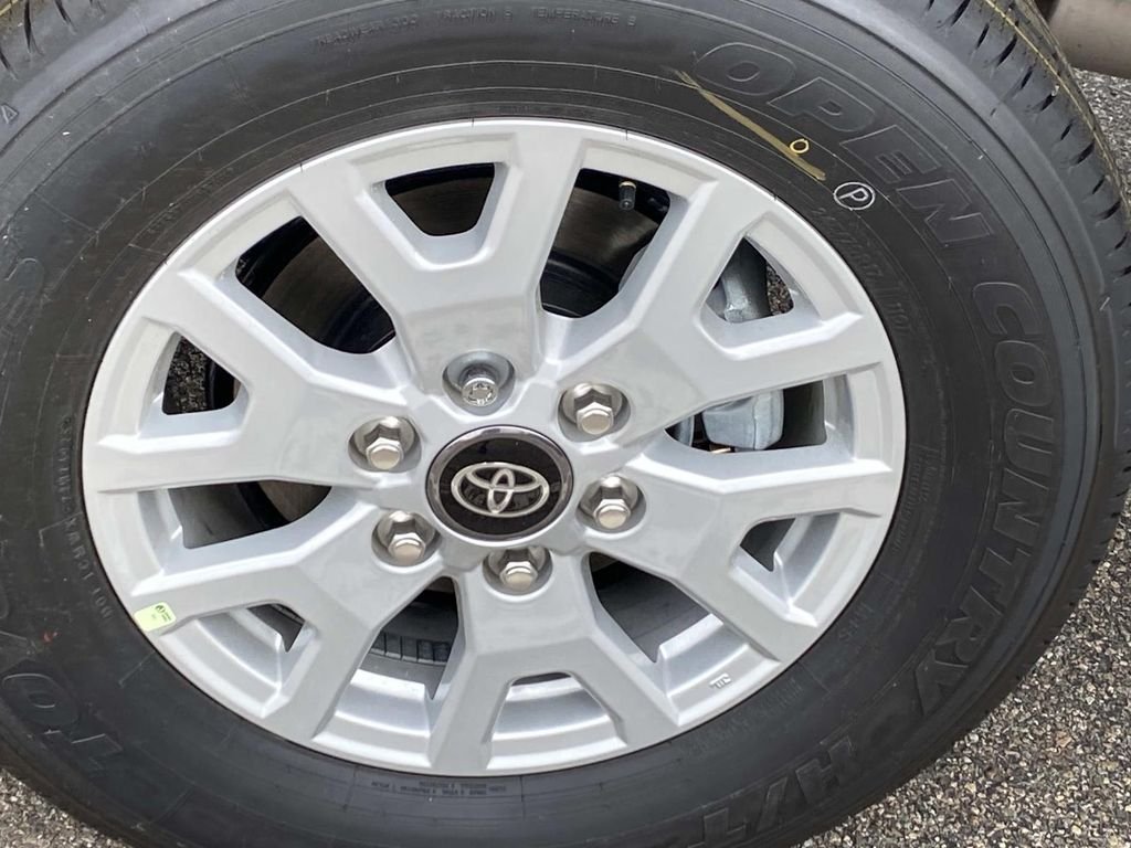 New 2026 Silver Toyota SR5 image 6
