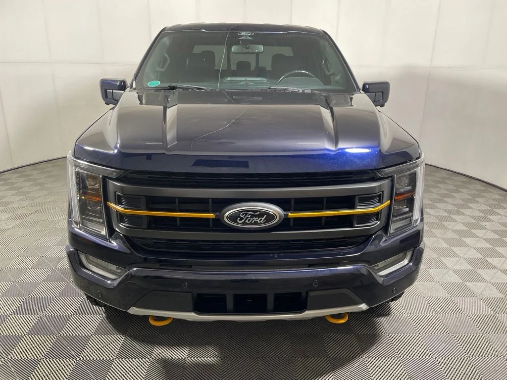 Used 2022 Blue Ford Tremor image 3
