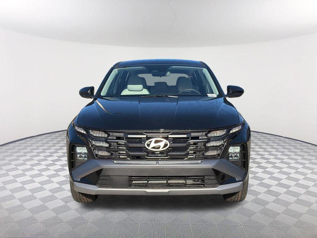 New 2026 Black Hyundai SE FWD image 2