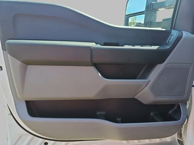 Used 2024 White Ford XL image 26