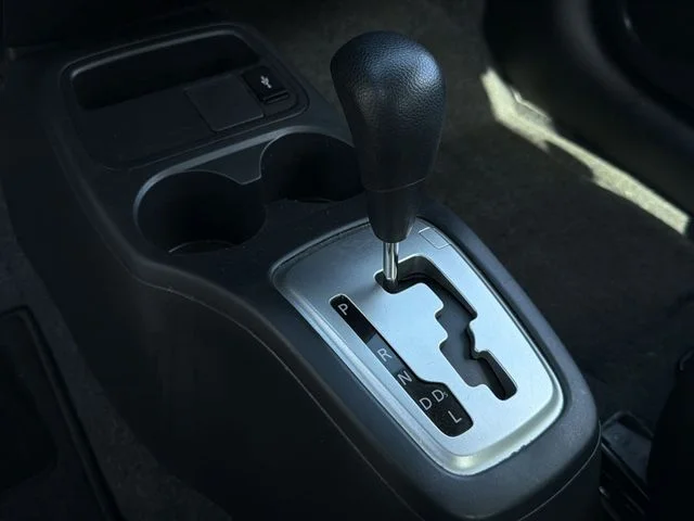 Used 2024  Mitsubishi ES image 24
