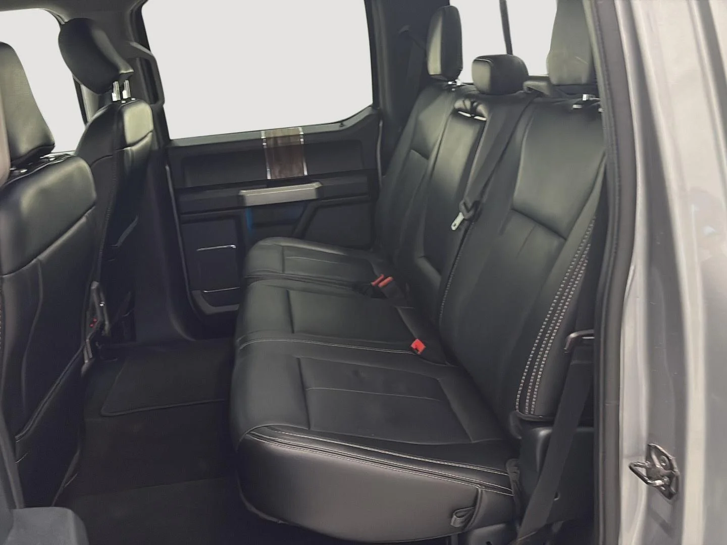Used 2020 Iconic Silver Ford XL image 22