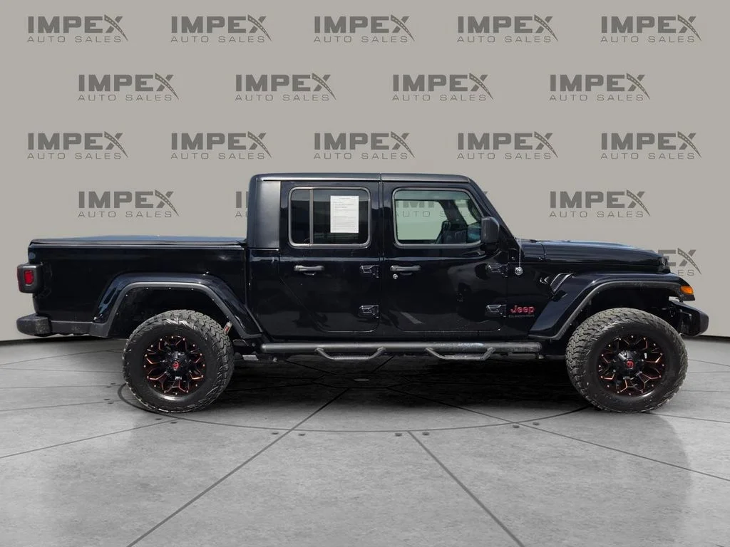Used 2022 Black Jeep Sport image 6