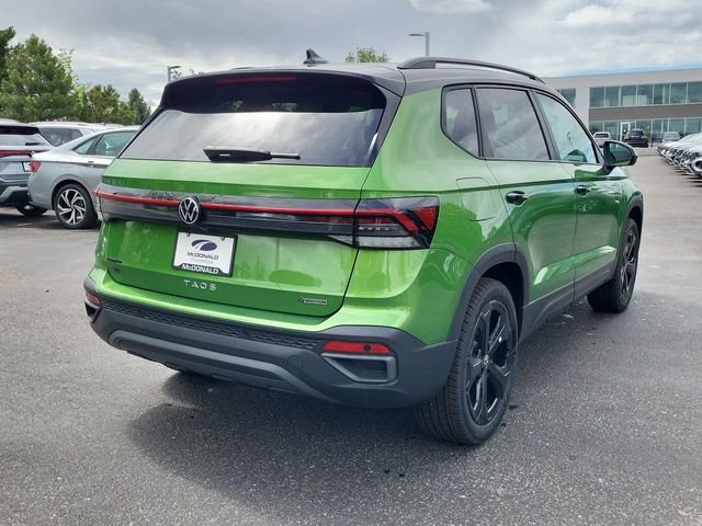 New 2026 Green Volkswagen 1.5T SE Black image 8