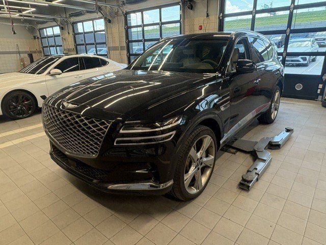 Certified Used 2024 Black Genesis 2.5T image 1