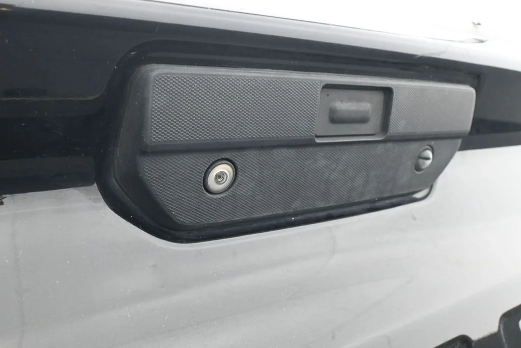 Used 2019 Black Chevrolet LT image 32