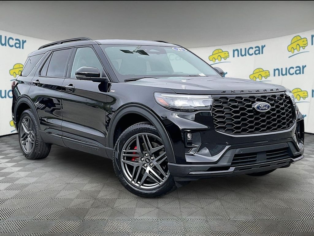 2025 Ford Explorer ST-LINE 4WD (PL535)'s photo