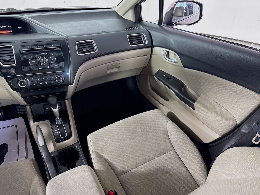 Used 2013  Honda LX image 22