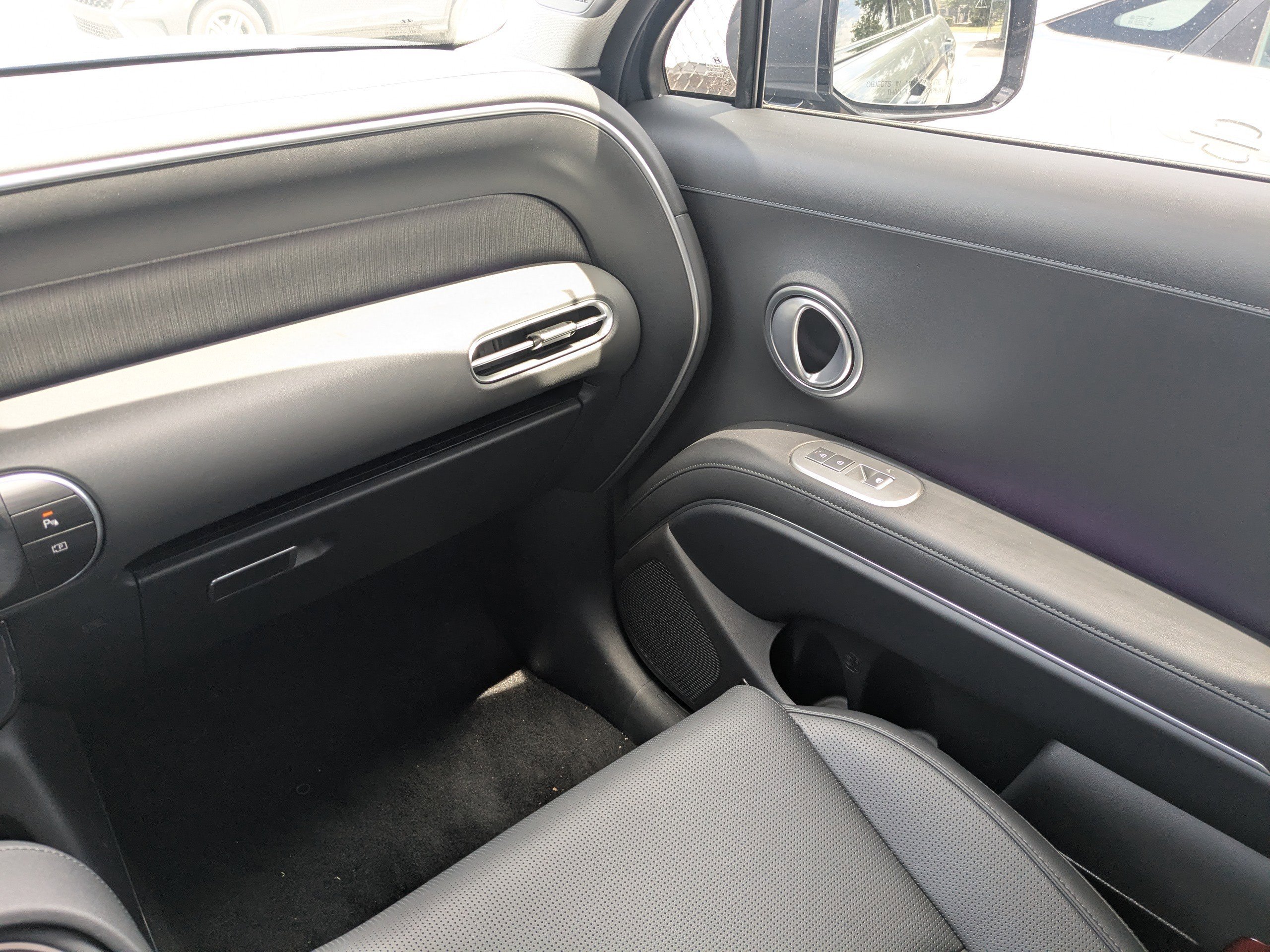 New 2026 Ecotronic Gray Pearl Hyundai Limited FWD image 21