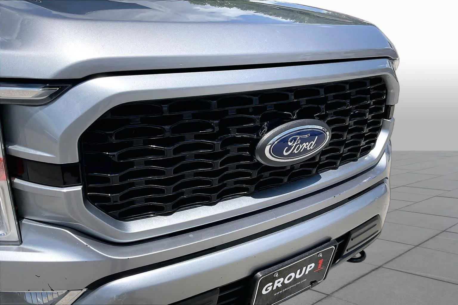 Used 2021 Iconic Silver Ford XL image 29