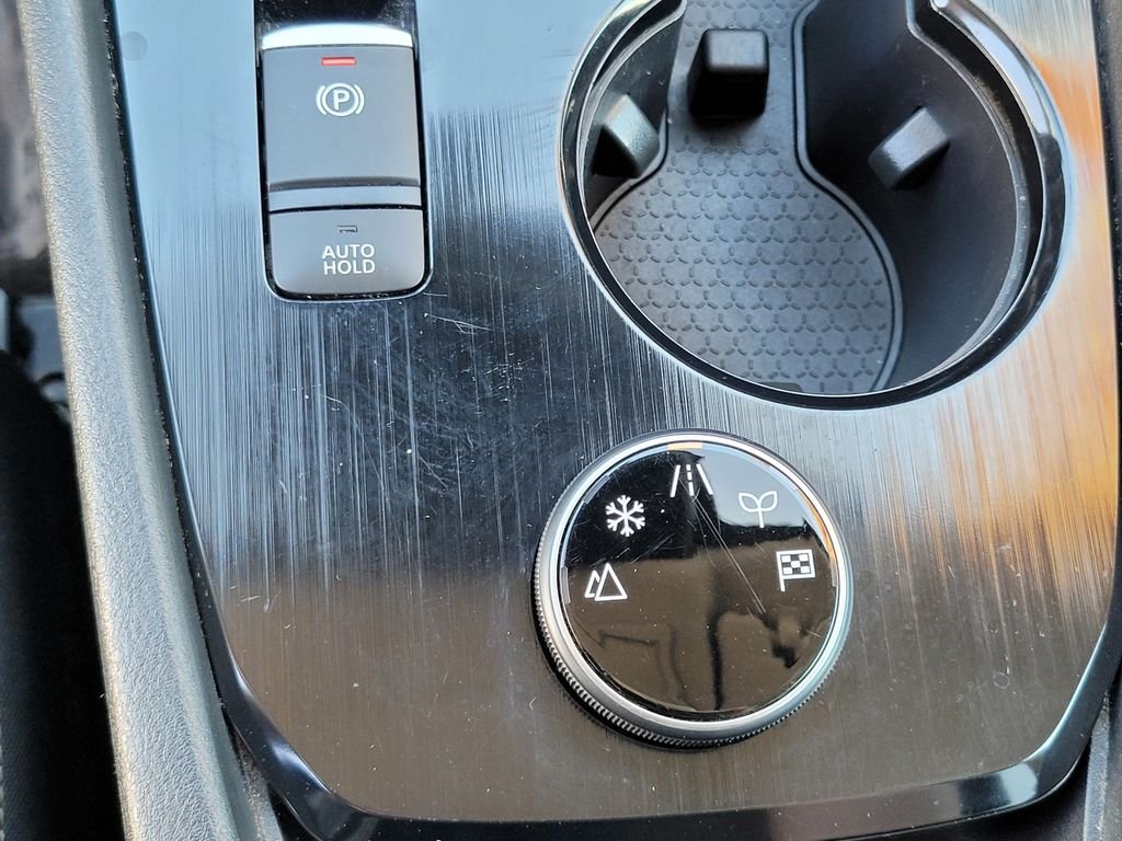 Used 2023 Black Nissan S image 22