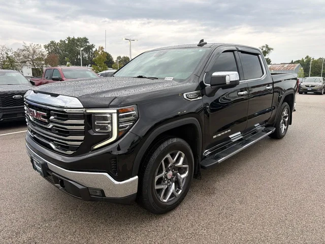 2022 GMC Sierra 1500 SLT