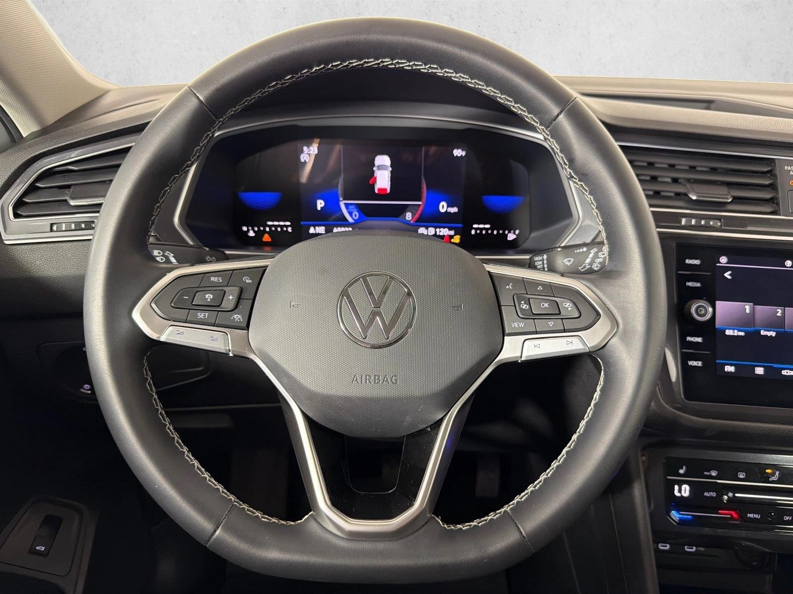 Used 2023 White Volkswagen SE image 24