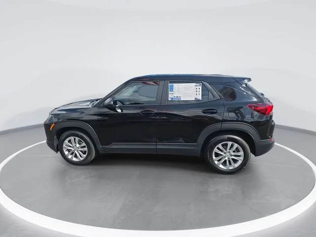 Used 2023 Black Chevrolet LS image 4