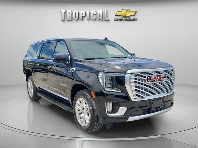 Used 2024 Onyx Black GMC Denali image 4