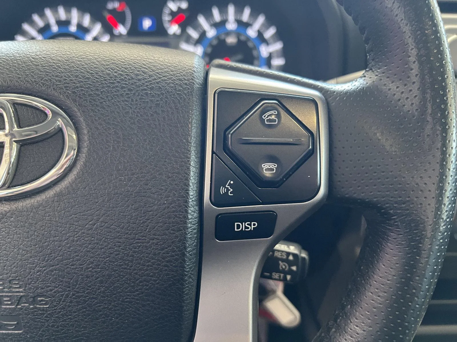Used 2019 Gy Toyota SR5 image 21