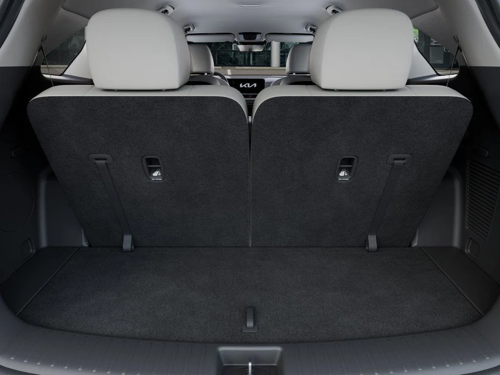New 2026 Snow White Pearl Kia EX image 20