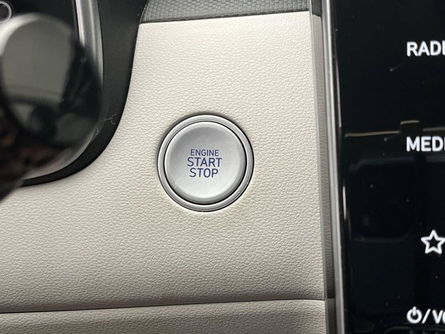 Used 2022 Portofino Gray Hyundai SEL image 19