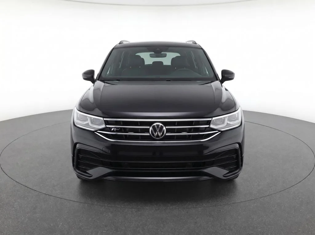 Used 2022 Black Volkswagen 2.0T SE R-Line Black image 2