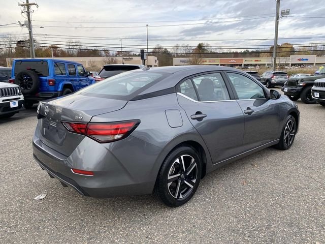 2024 Nissan Sentra SV photo 3
