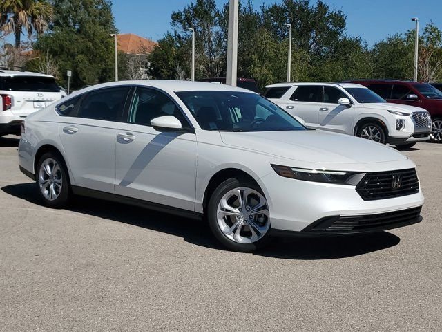 New 2026 Platinum White Pearl Honda LX image 13