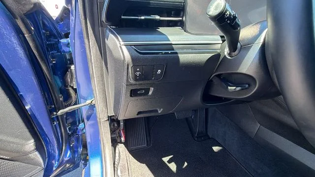 Used 2025 Blue Kia GT-Line image 30