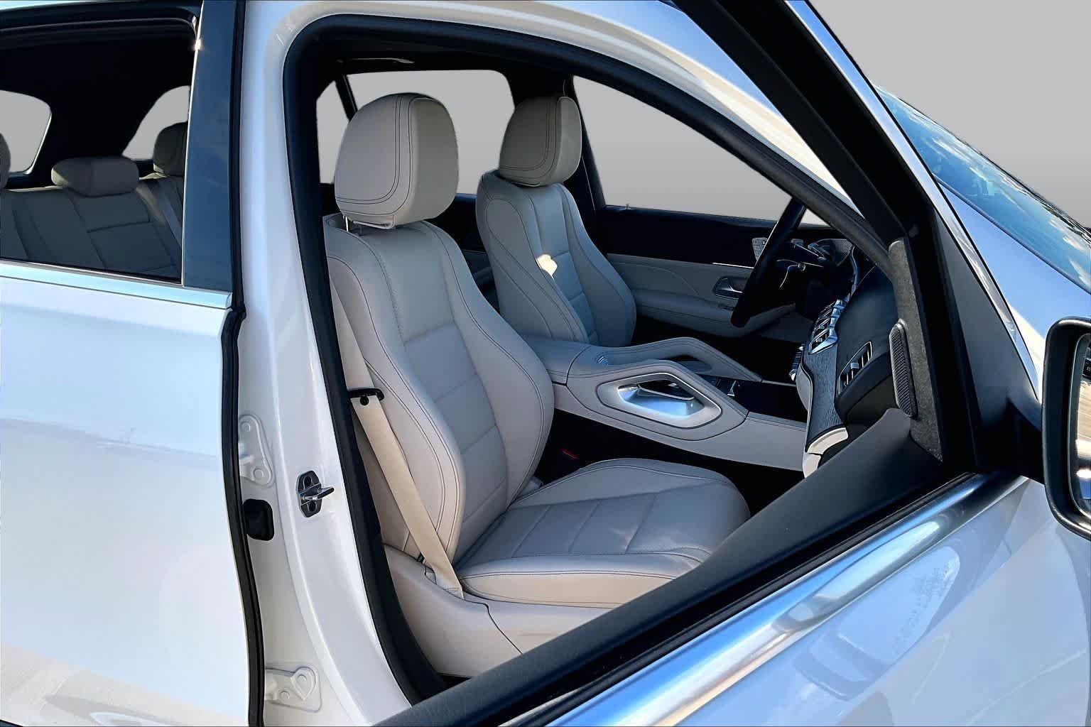 Used 2025 Polar White Mercedes-Benz GLE 350 image 9