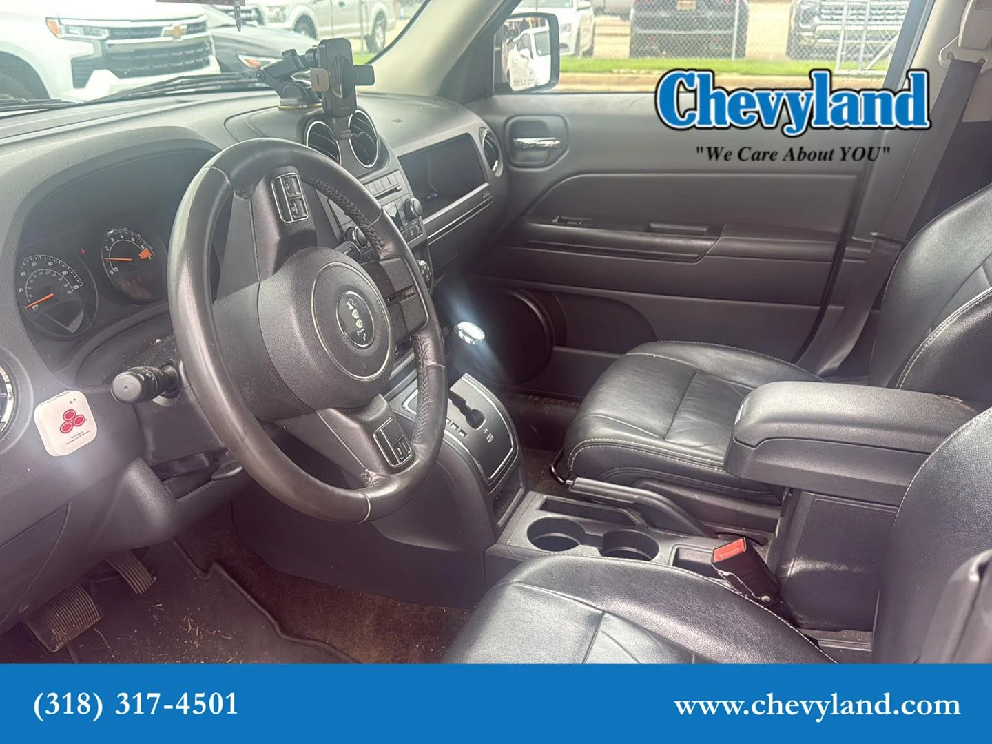 Used 2015 Bright White Clearcoat Jeep High Altitude Edition image 5