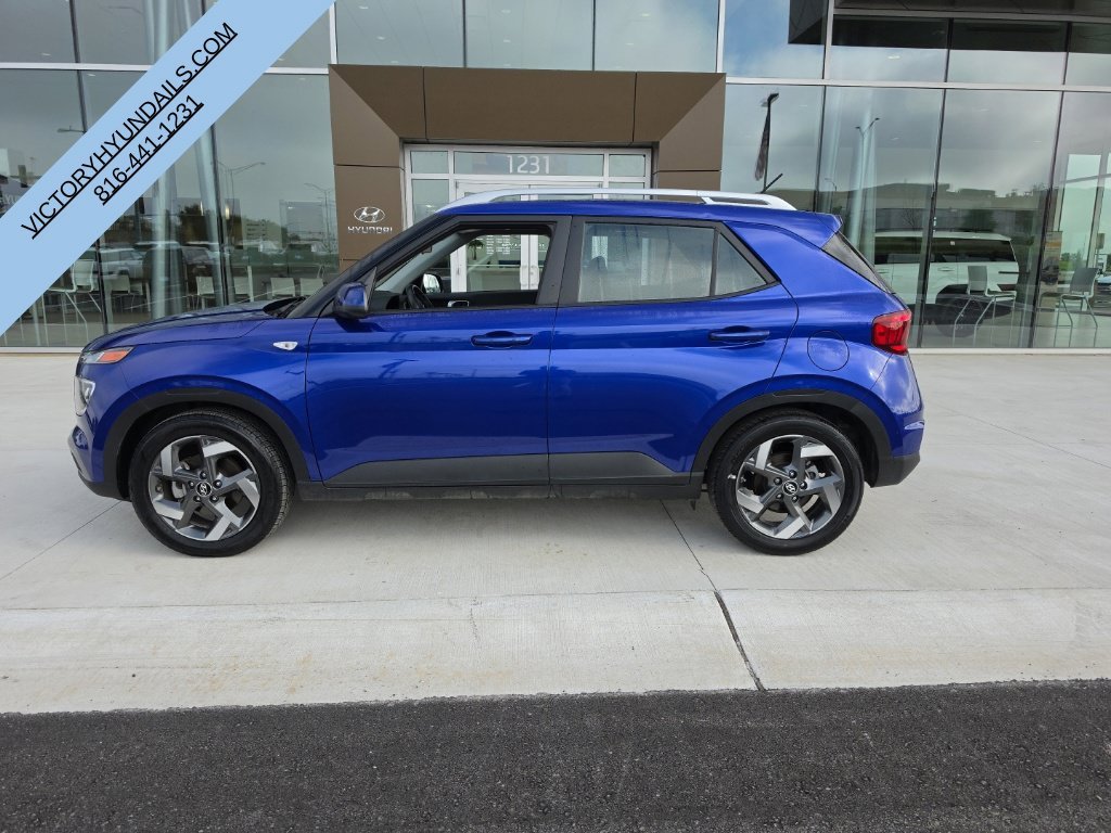 Used 2025 Hyundai Venue SEL with VIN KMHRC8A31SU350895 for sale in Kansas City