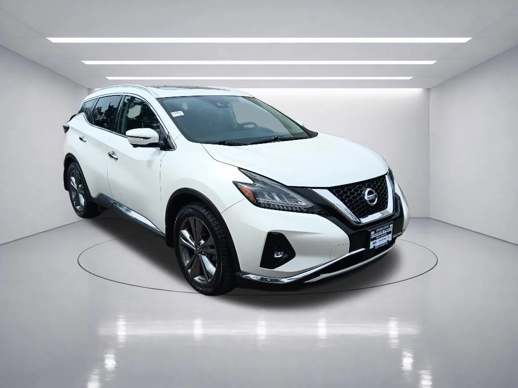 Used 2020 Pearl White Tricoat Nissan Platinum image 9