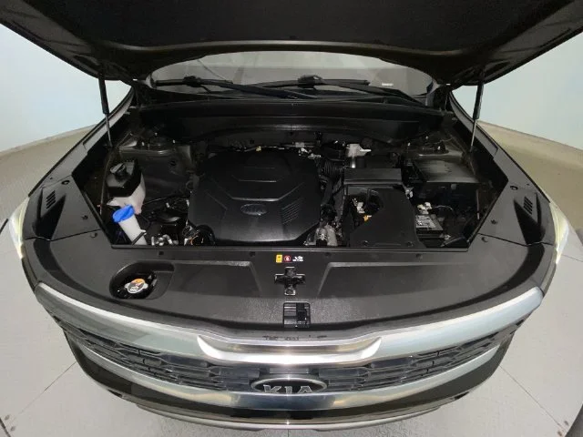 Used 2021 Green Kia S image 26