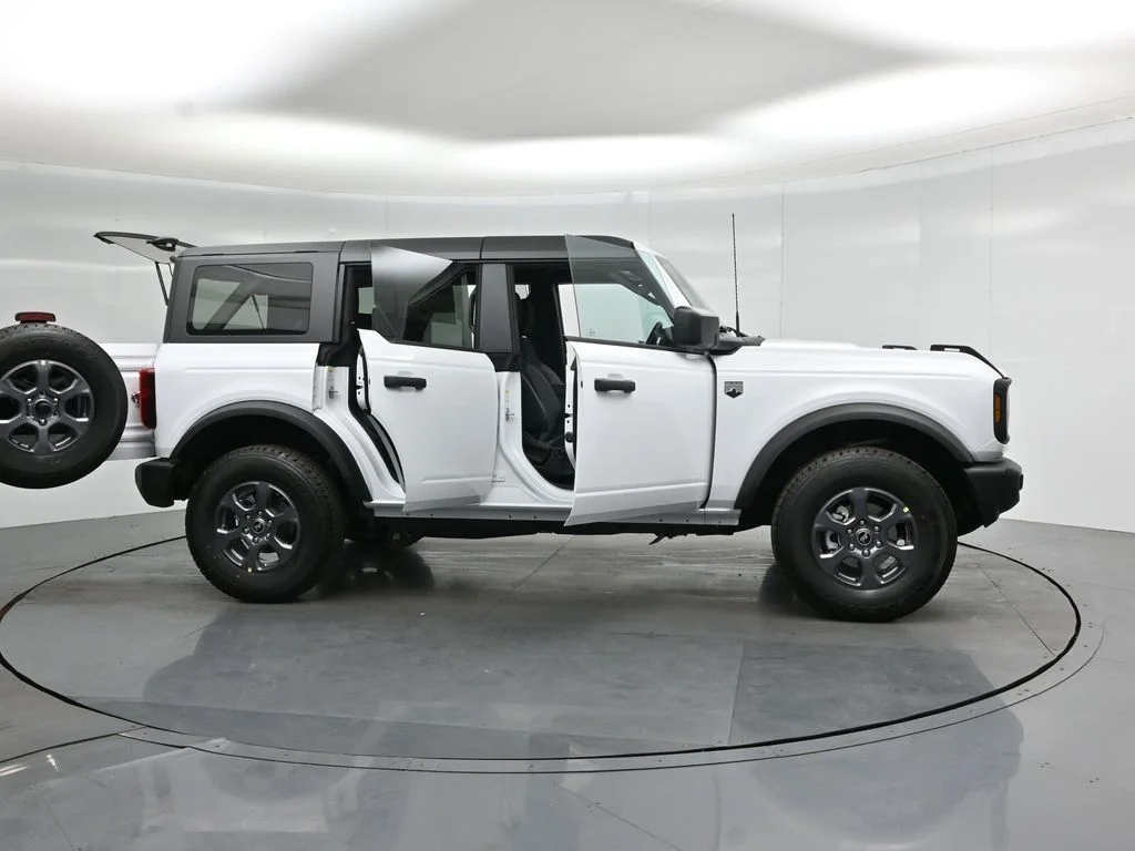 New 2026 Oxford White Ford Big Bend image 4