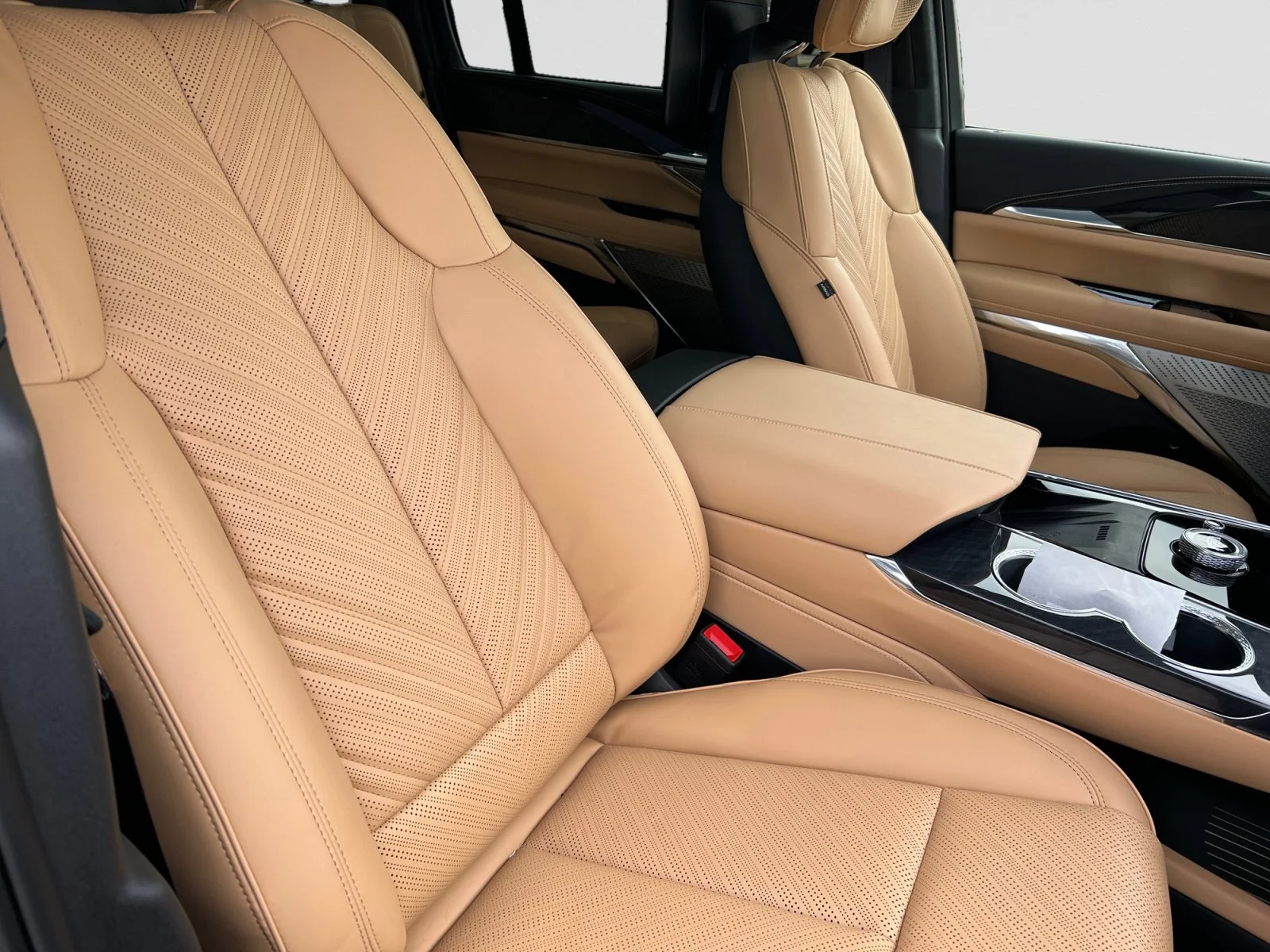 New 2026 Luna Metallic Cadillac Premium Sport AWD image 13