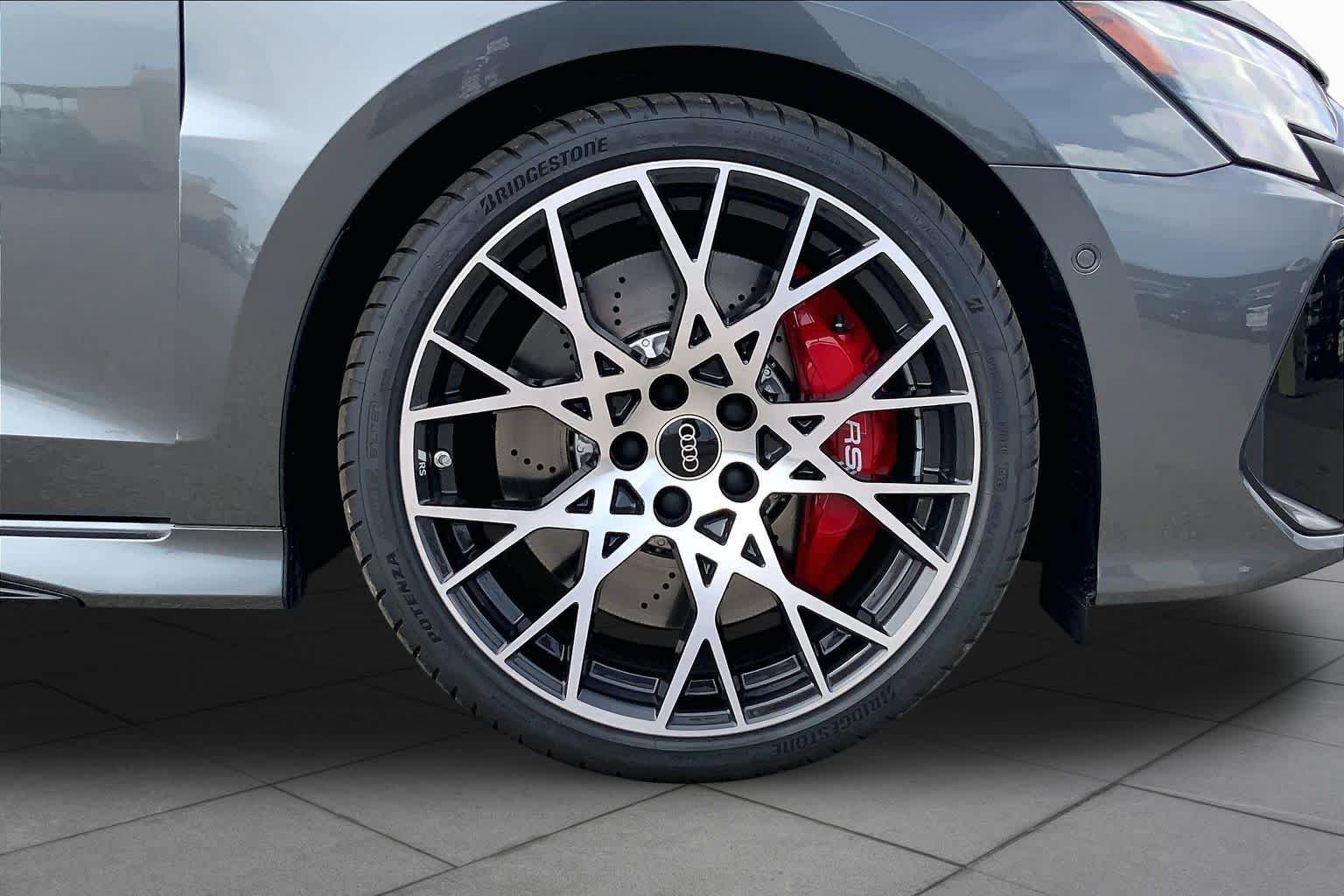Used 2026 DAYTONA GRAY PEARL EFFECT Audi  image 11