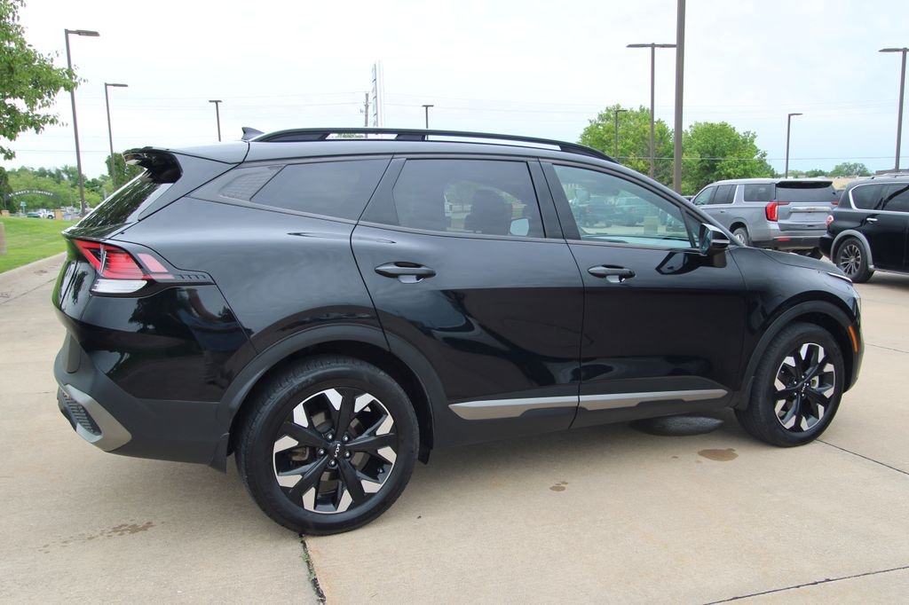 Used 2023 Black Kia X-Line image 5