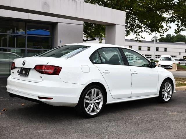 Used 2018 Pure White Volkswagen 1.4T S image 7