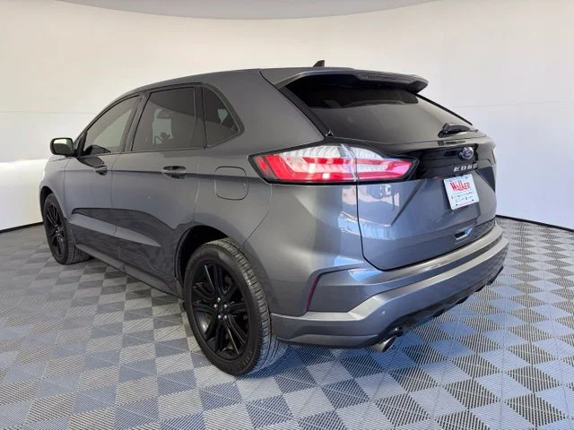 Used 2021 Gray Ford ST Line image 5