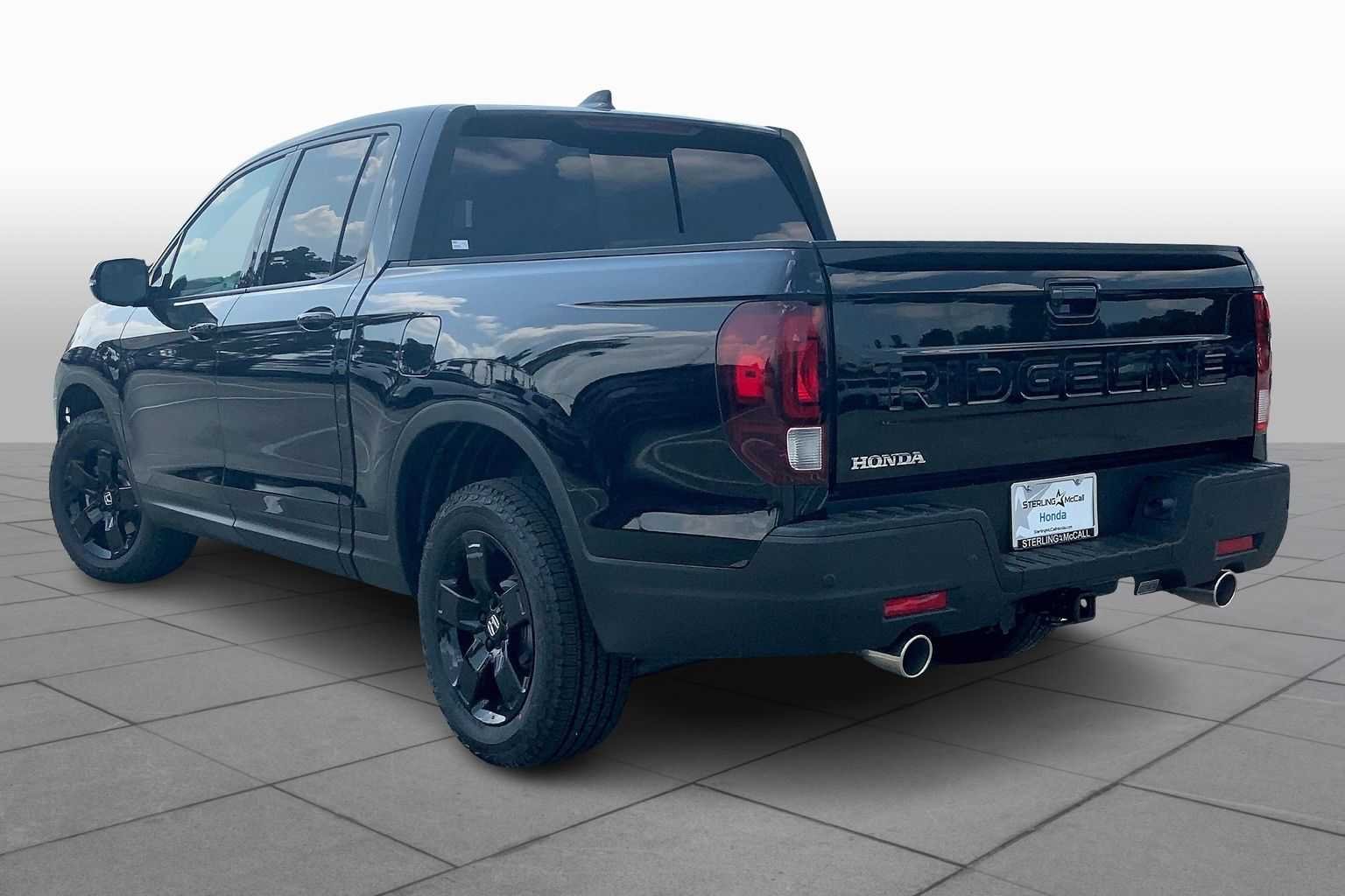 2025 Honda Ridgeline Black Edition - Photo 9