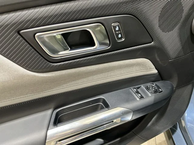 2025 Ford Mustang EcoBoost Fastback - Photo 20