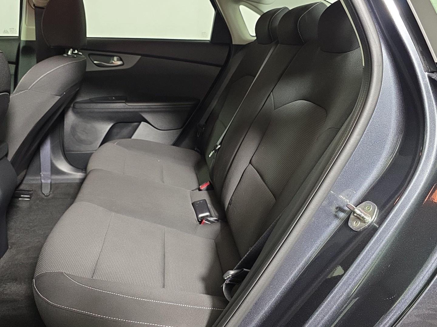 Used 2020 Gravity Gray Kia LXS image 18