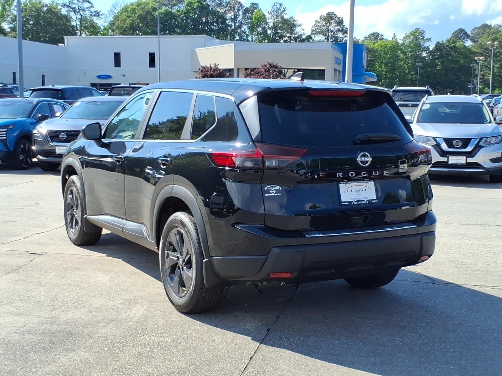 New 2026 Super Black Nissan SV image 9