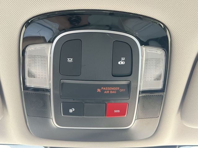 Certified Used 2025 Gray Hyundai SEL image 30