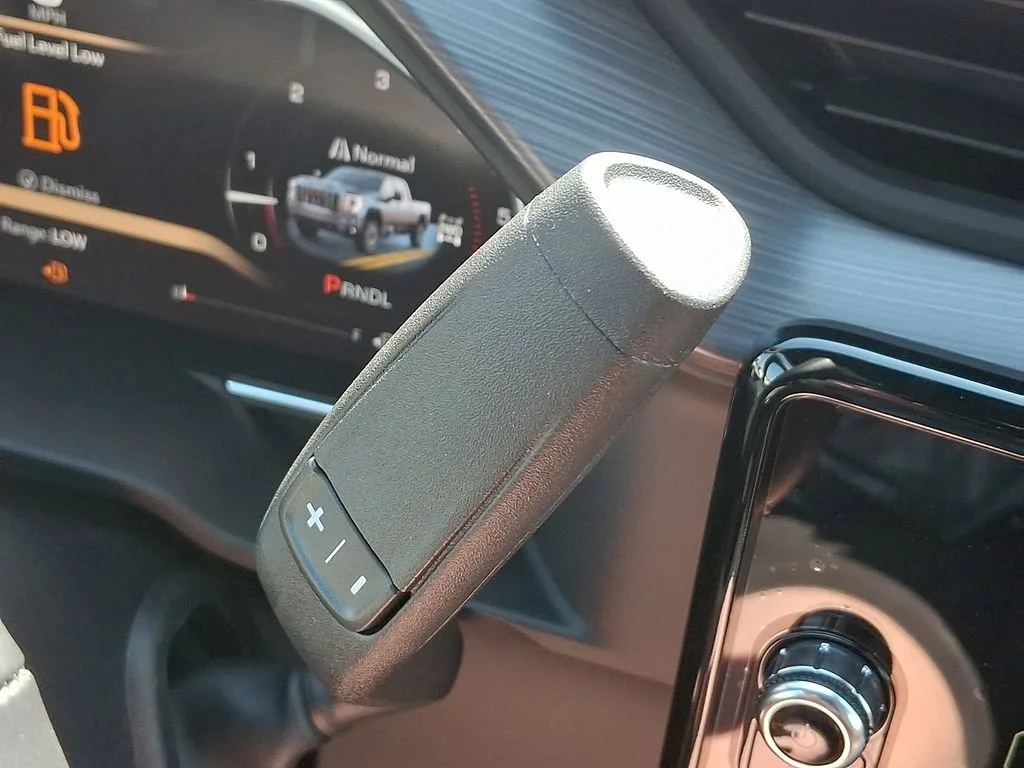 2026 GMC Sierra 2500HD Denali Ultimate - Photo 8