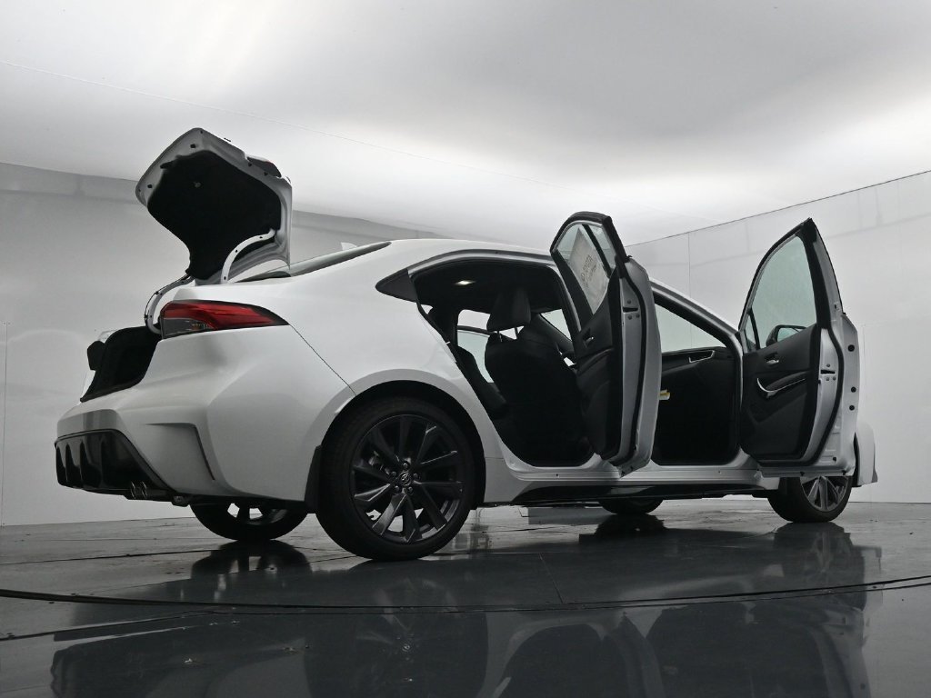New 2026 Wind Chill Pearl <sup>1</sup> Toyota  XSE image 29