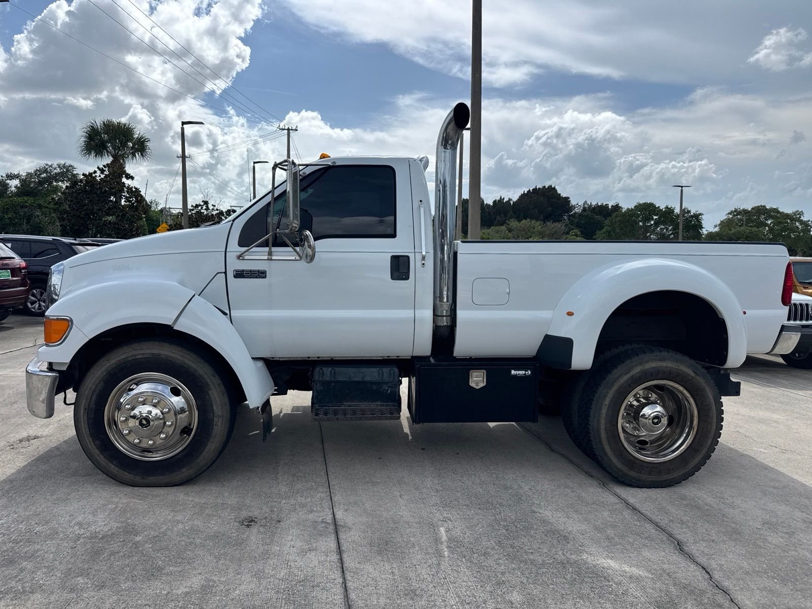 Used 2004 White Ford XLT image 11