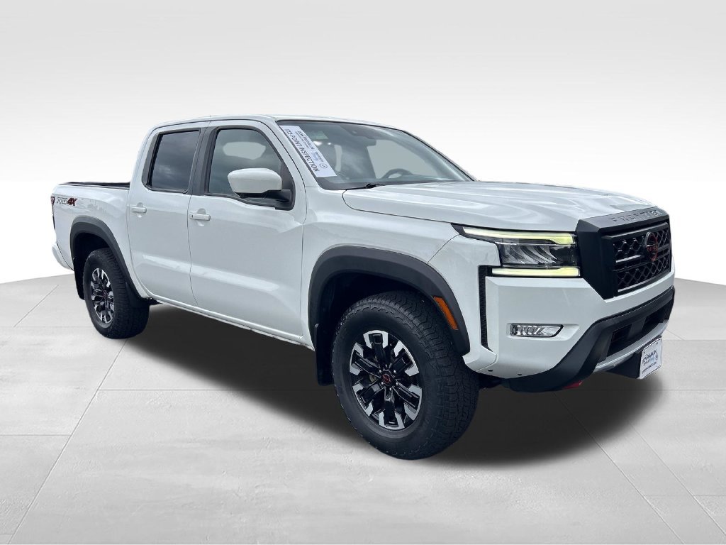 Used 2023 White Nissan PRO-4X image 7